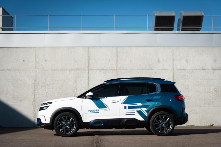  Citroen C5 Aircross SUV Hybrid Concept 2018 года  (фото 21 из 24)